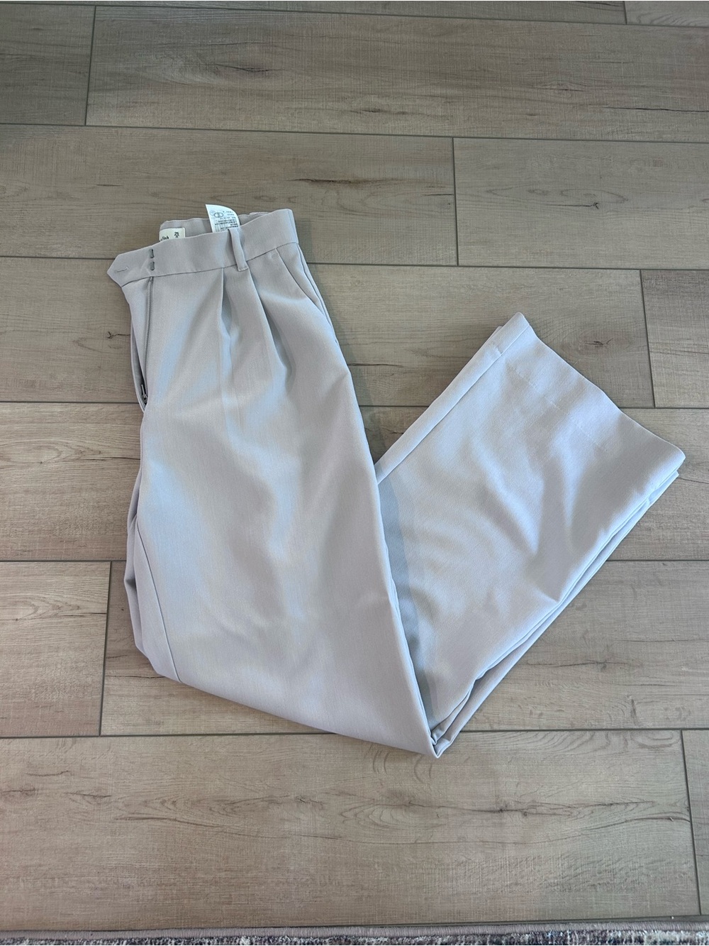 Abercrombie & Fitch short tailored pants
